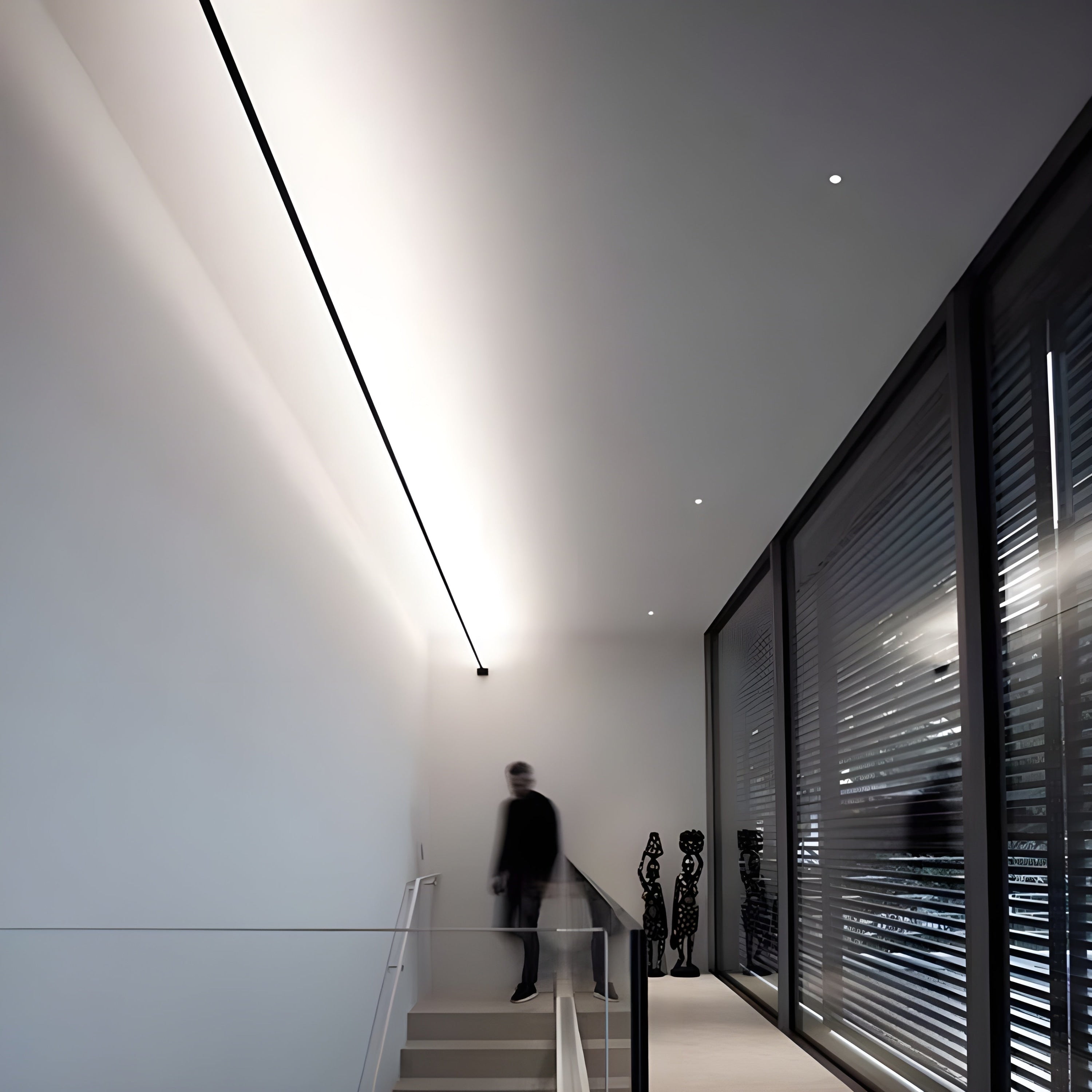 Dimmable RGB Wall Sconce – Modern Colour-Changing Light